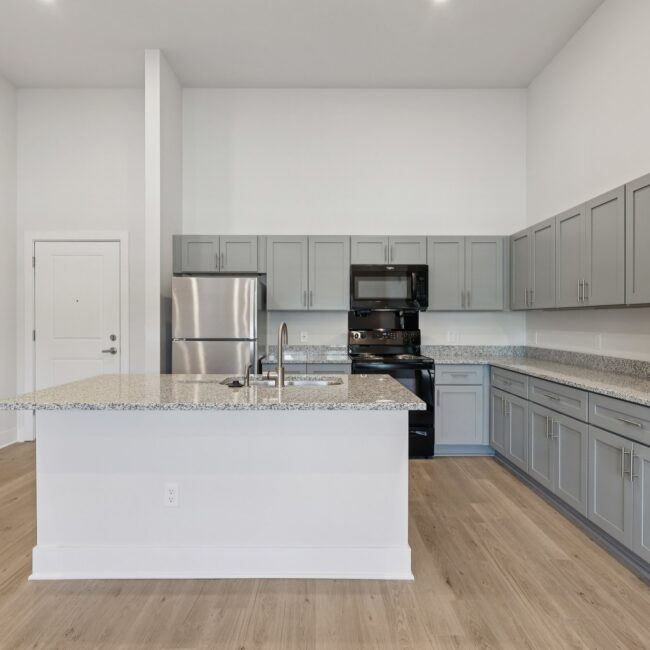 9-web-or-mls-1112 Ilium Ave-2106-009